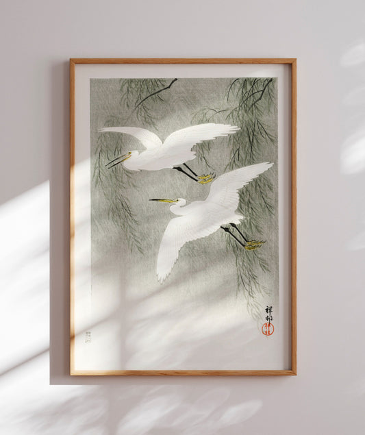 Garças na chuva por Ohara Koson